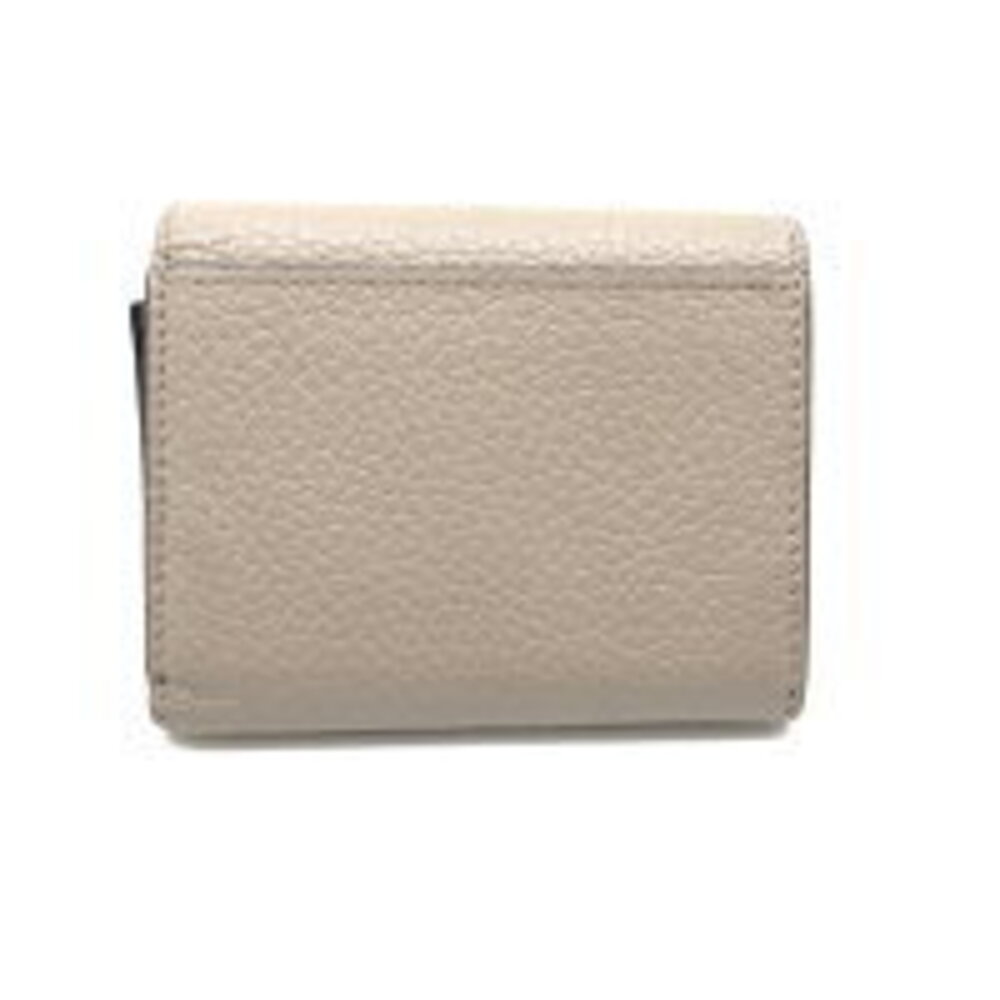 Louis Vuitton fold Capucines Tri Wallet Taurillon Leather